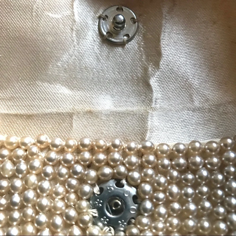 Vintage Pearl Mini Clutch